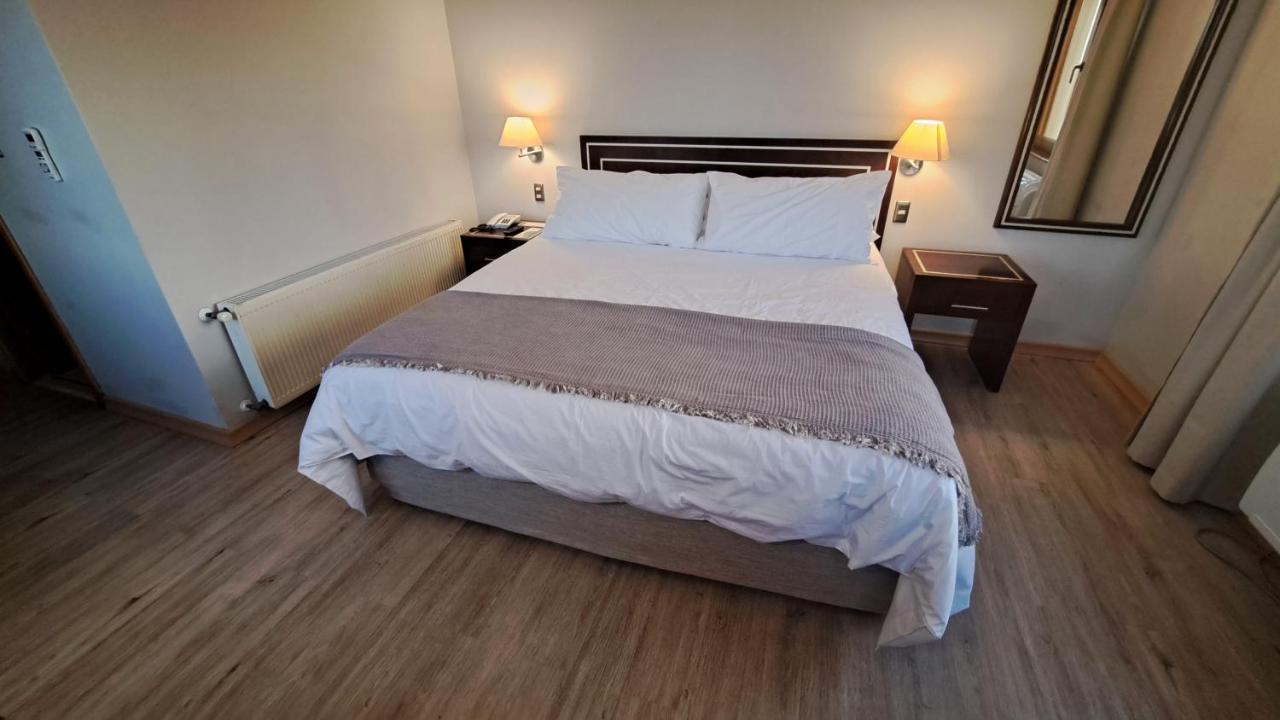 Hotel Diego De Almagro Valdivia Bagian luar foto