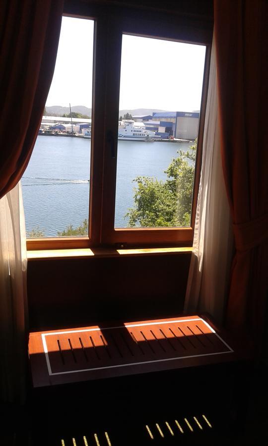 Hotel Diego De Almagro Valdivia Bagian luar foto